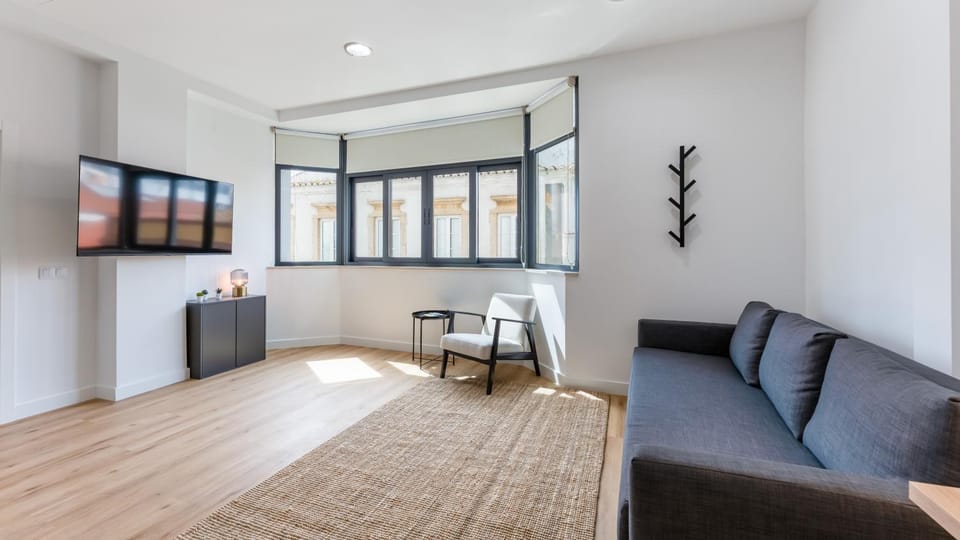 TV and multimedia, Living room, Seating area