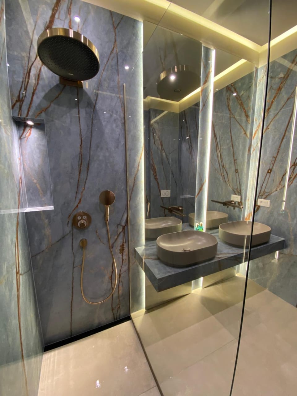 Shower, Bathroom