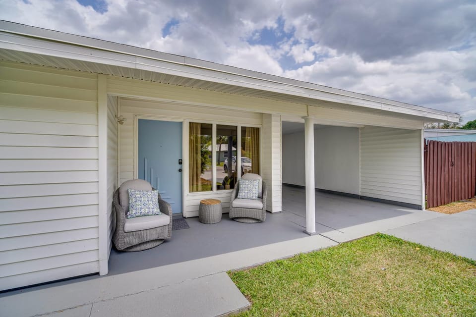 Vero Beach Vacation Rental about 3 Mi to the Ocean! House in Vero Beach