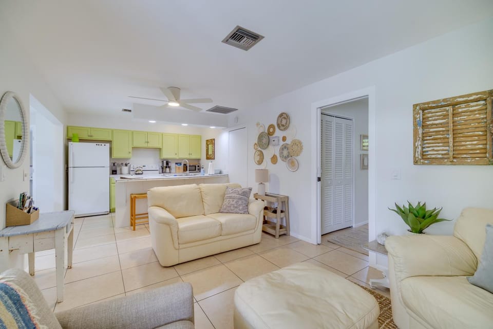 Vero Beach Vacation Rental about 3 Mi to the Ocean! House in Vero Beach