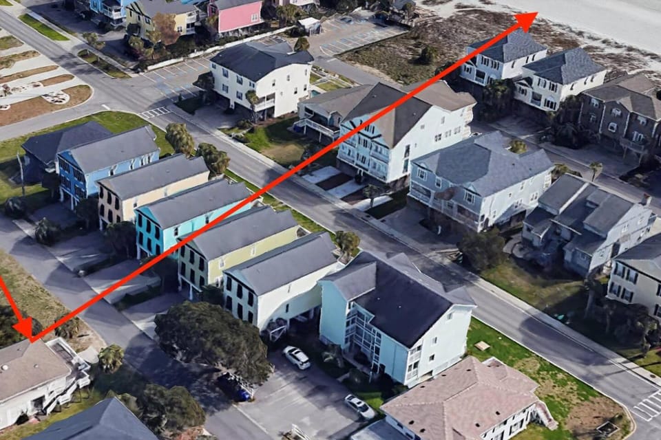 Surfside Beach/ Capt. Jacks ~50 FT From Beach 3br/3ba House in Surfside Beach