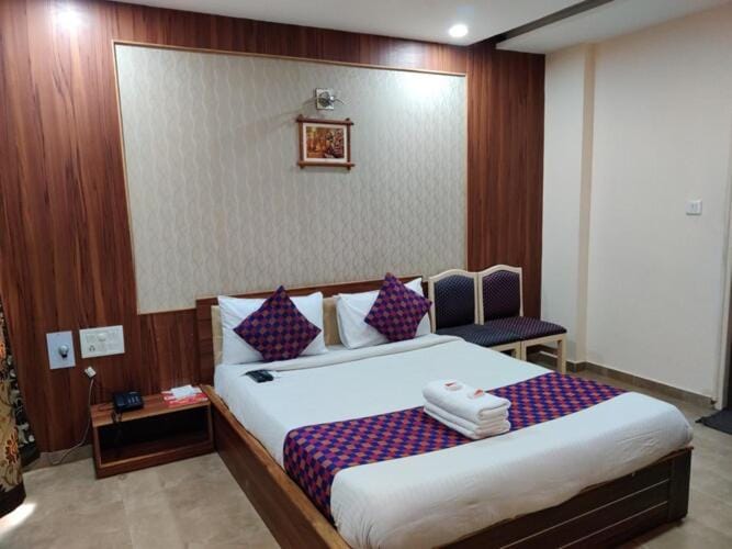 Hotel Tulsi Hotel in Vadodara