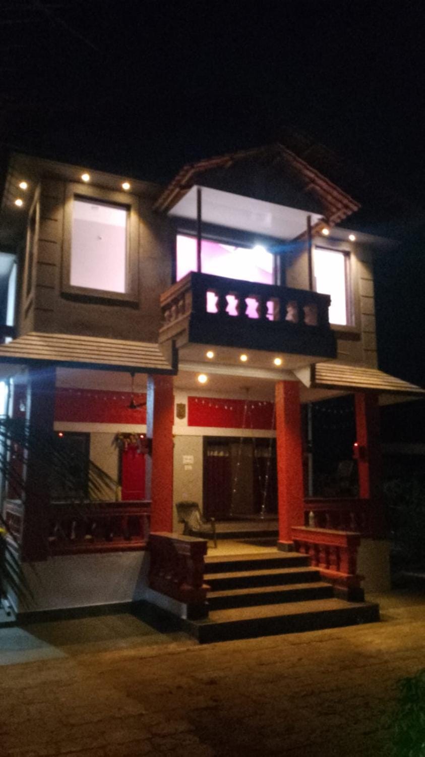 CLASSIC ANAND Bungalow-Imperial Suite Tarkarli Bed and Breakfast in Maharashtra