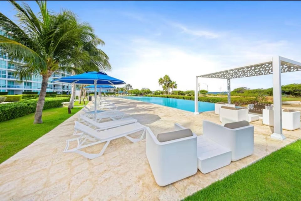 Apartment in paradise on the happy island of ARUBA, Eagle beach Apartment in Savaneta