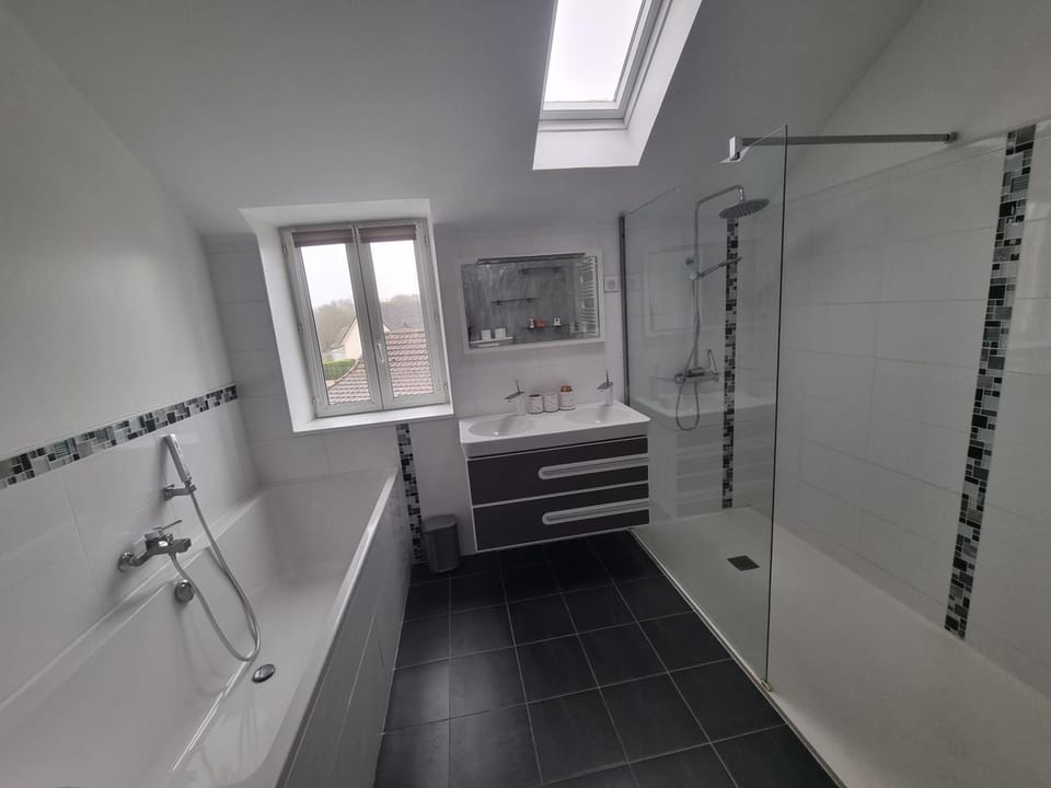 Shower, Bathroom, Bath