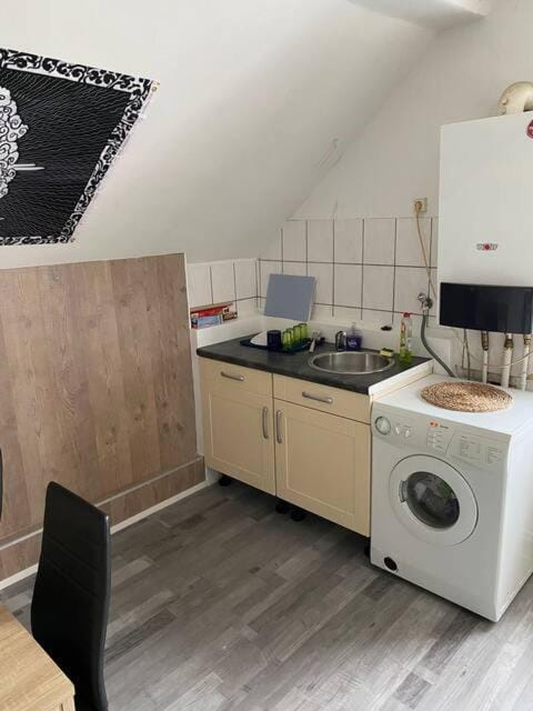 Schöne zentrale MonteurWohnung , Zimmer,Haus, Apartment in Herne