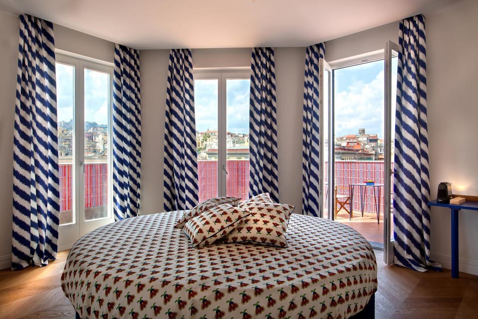 Bed, Balcony/Terrace, Bedroom