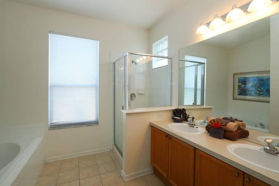 Shower, Bathroom, Bath, towels
