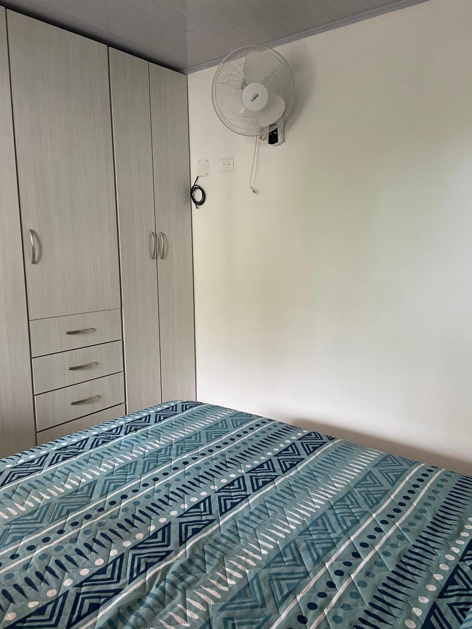Bed, Photo of the whole room, Bedroom, wardrobe