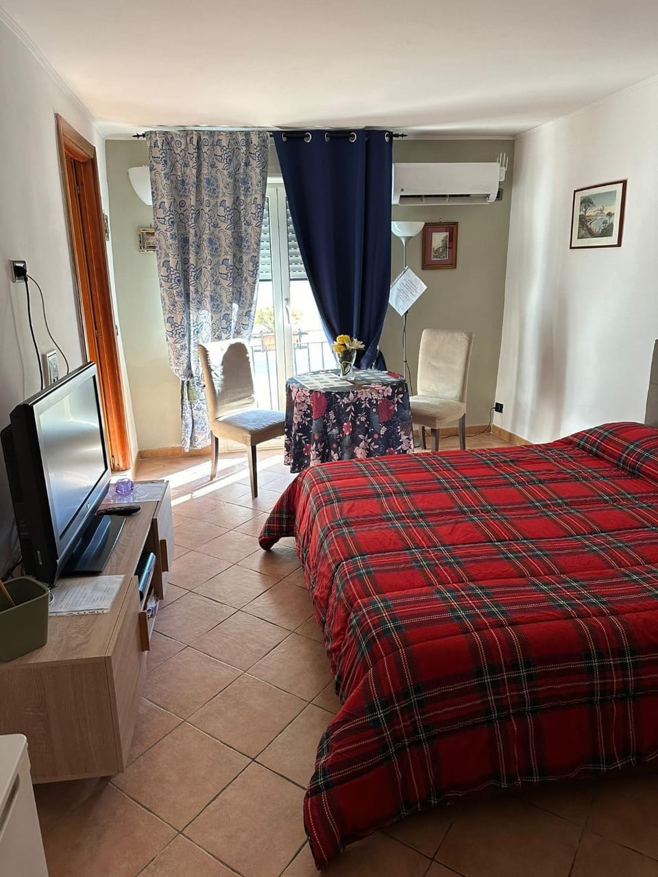 Maison Romantique Apartment in Naples