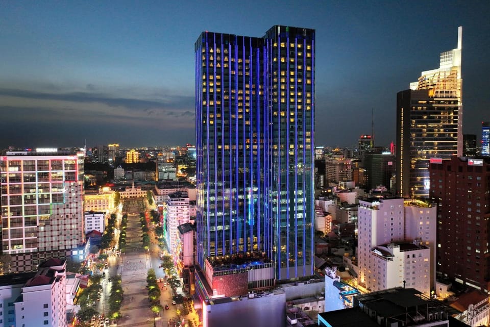 Property building, View (from property/room), City view