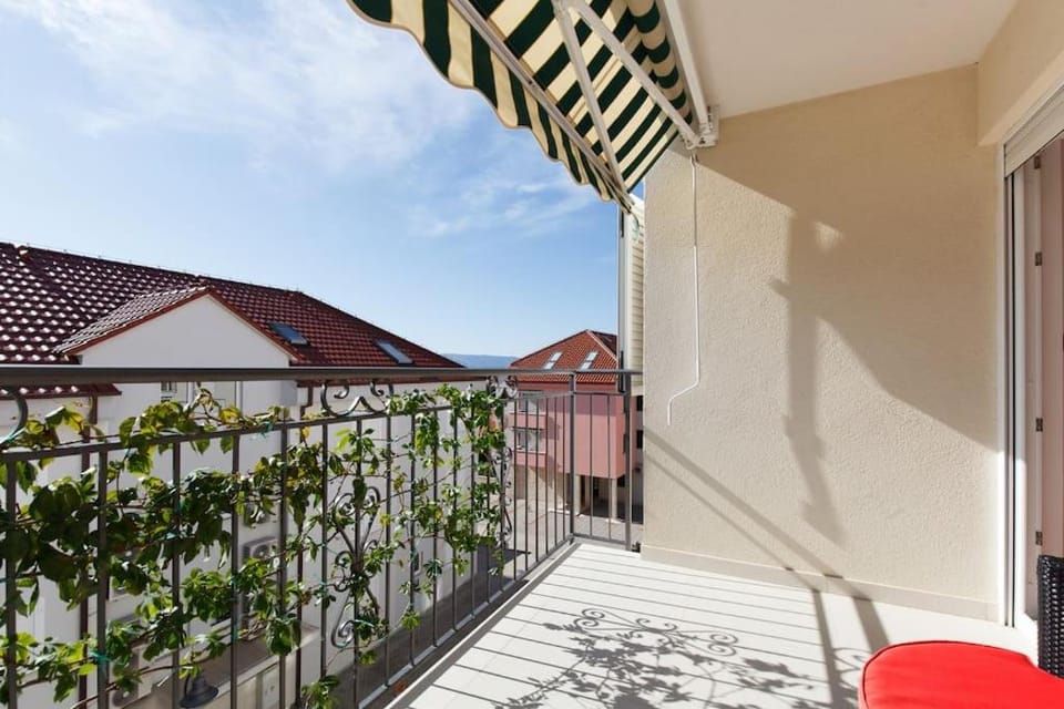 Balcony/Terrace, Balcony/Terrace