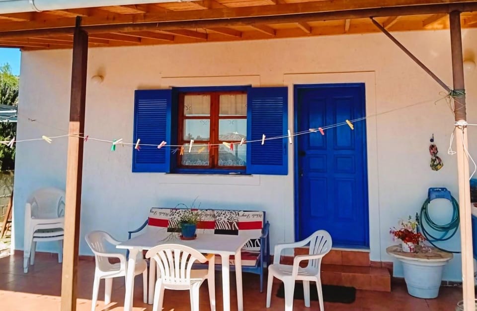 Patio, Day, Balcony/Terrace