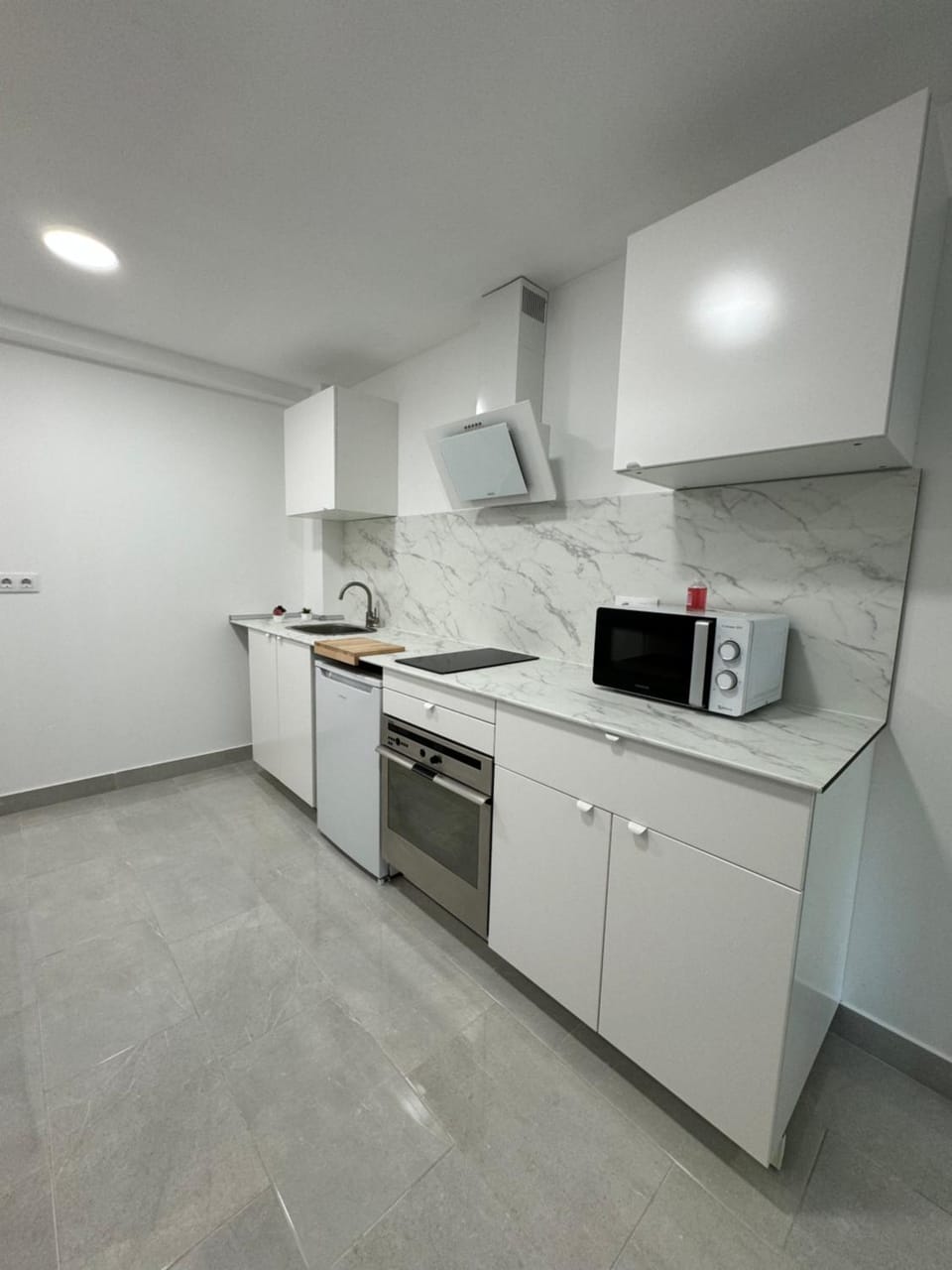 Kitchen or kitchenette, minibar, pet friendly, stove