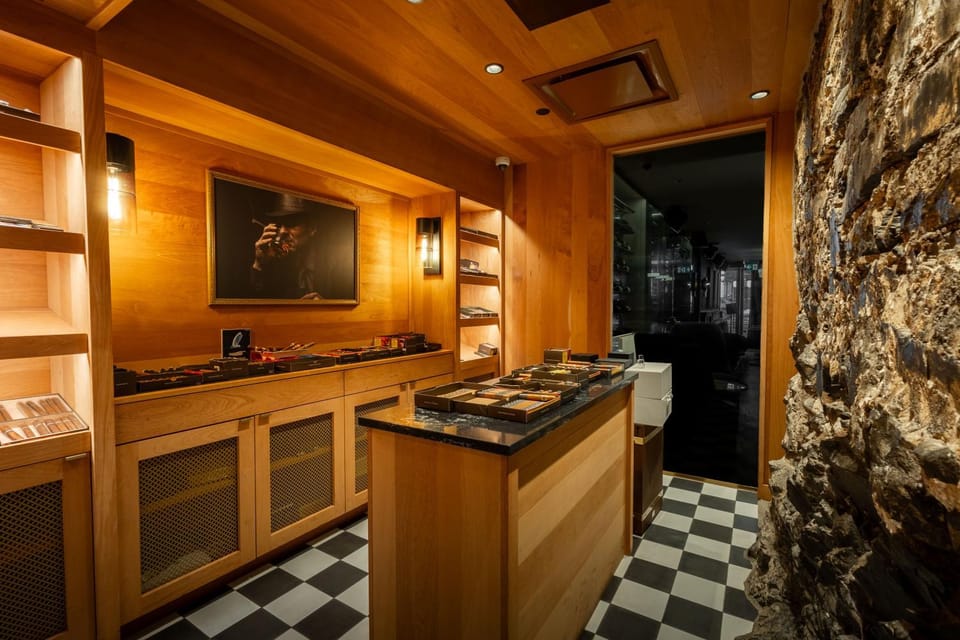 Lounge or bar