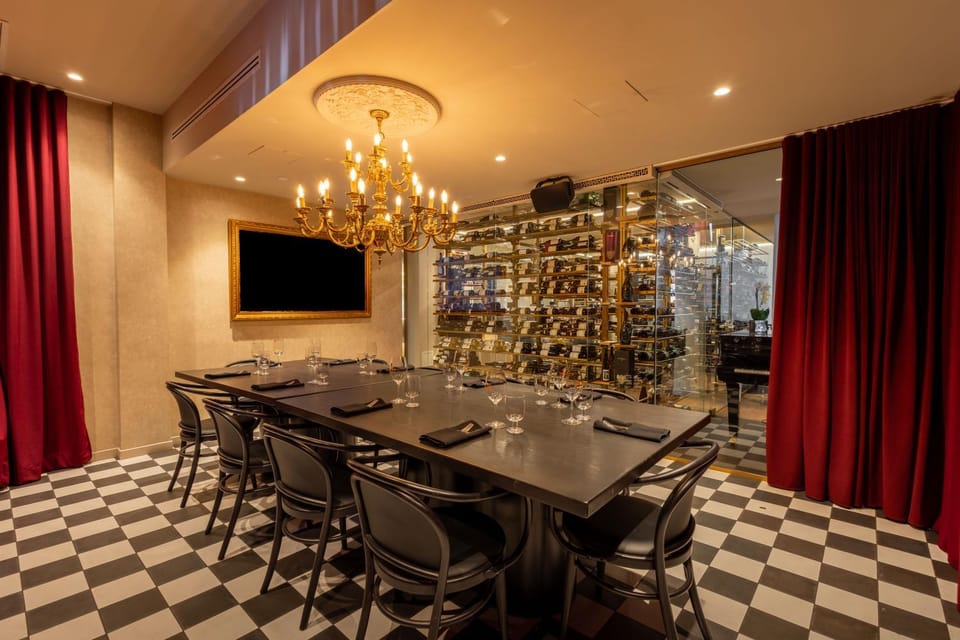 Meeting/conference room