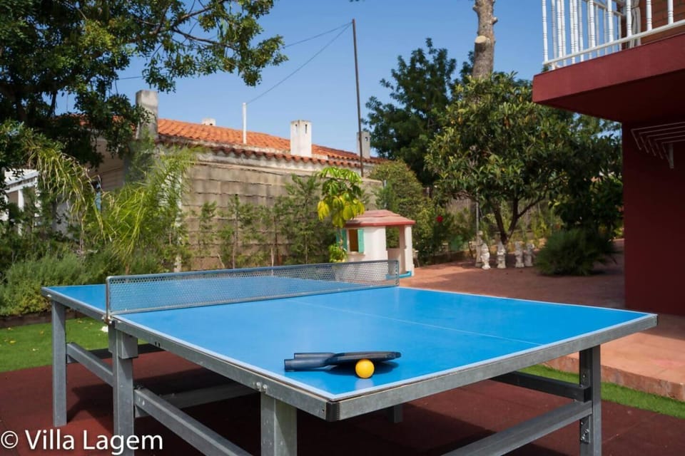 VILLA LAGEM, Casa con piscina, barbacoa, jardín House in Garraf