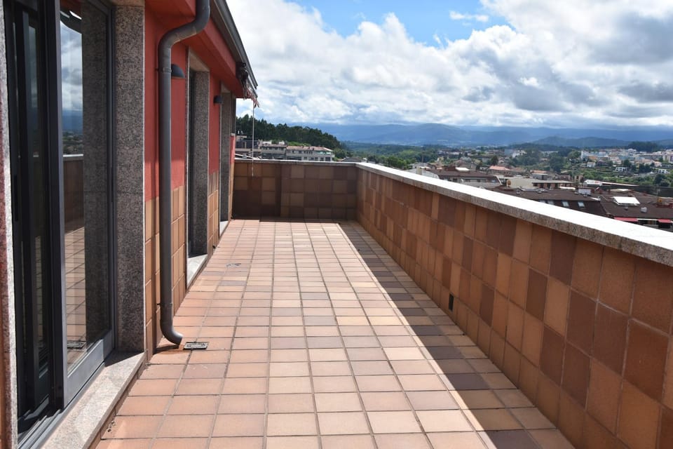 Soleado ático en Salvaterra de Miño Apartment in Viana do Castelo District, Portugal