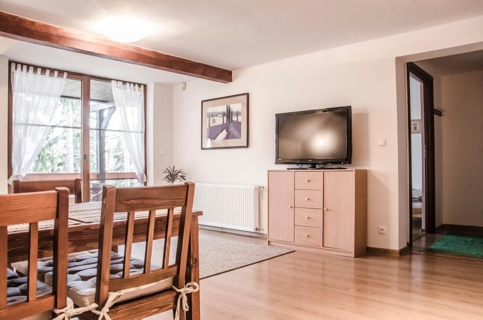 Living room, Photo of the whole room