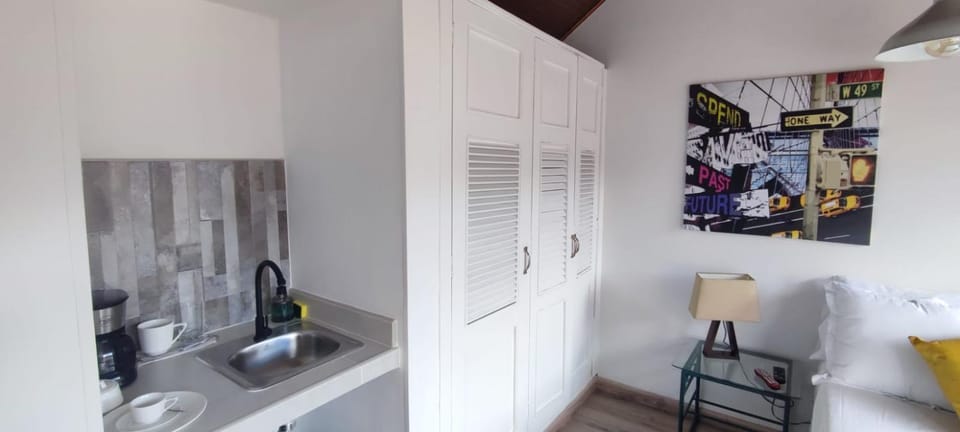 Bed, Bathroom, Kitchen or kitchenette, Bedroom