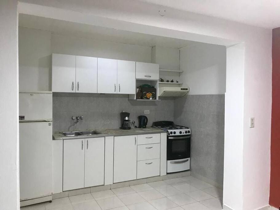 Kitchen or kitchenette, pet friendly