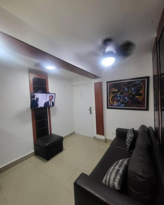 55-3 Apartamento céntrico. Apartment in Panama City, Panama