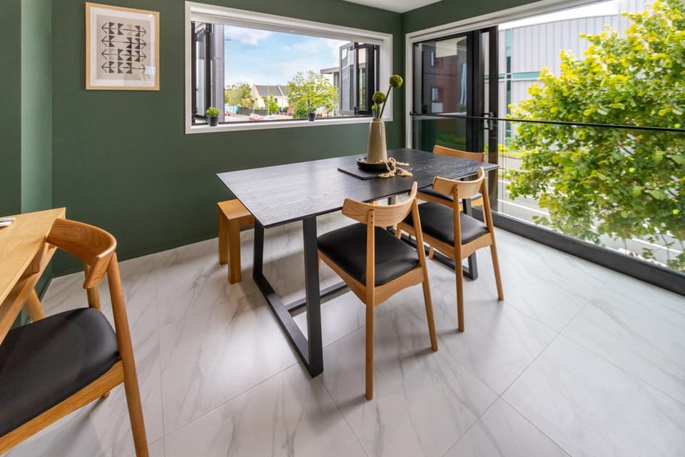 Day, View (from property/room), Balcony/Terrace, Photo of the whole room, Decorative detail, Seating area, Dining area