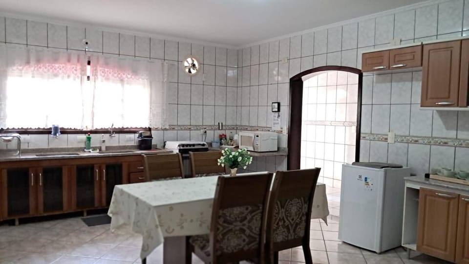 Sta Amélia 1 quarto familia 1 banheiro c/ garagem Villa in State of São Paulo