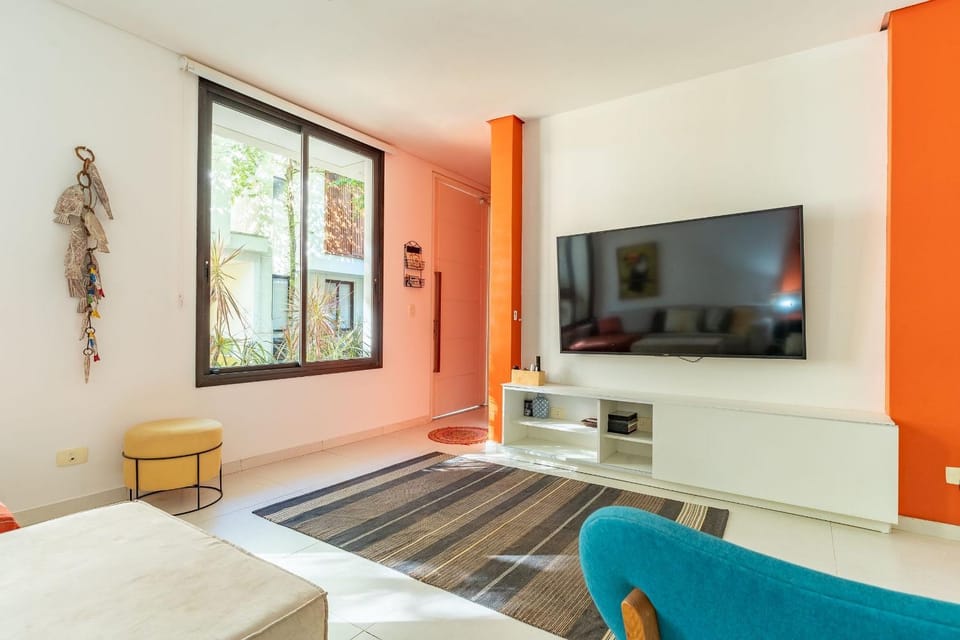 TV and multimedia, Living room, Seating area, Entertainment, Family