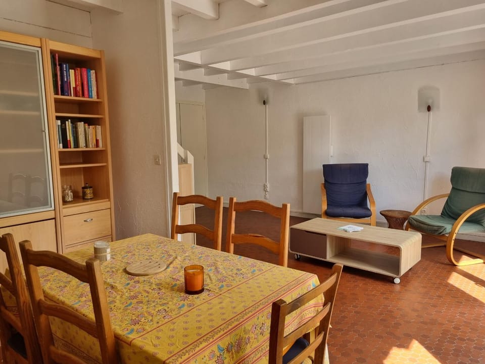 Villa à Seignosse: Plage à pied, Terrasse, 3 Chambres, Quartier calme - FR-1-239-1036 House in Seignosse