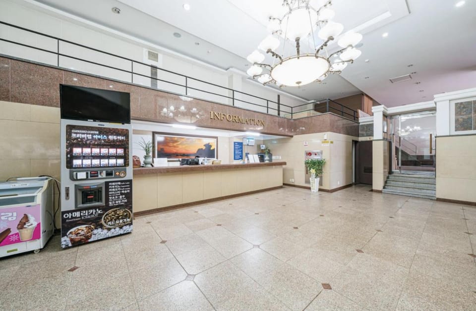 Manhattan Hotel Hotel in South Korea