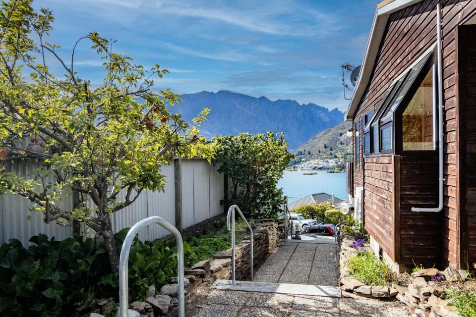 View (from property/room), Lake view