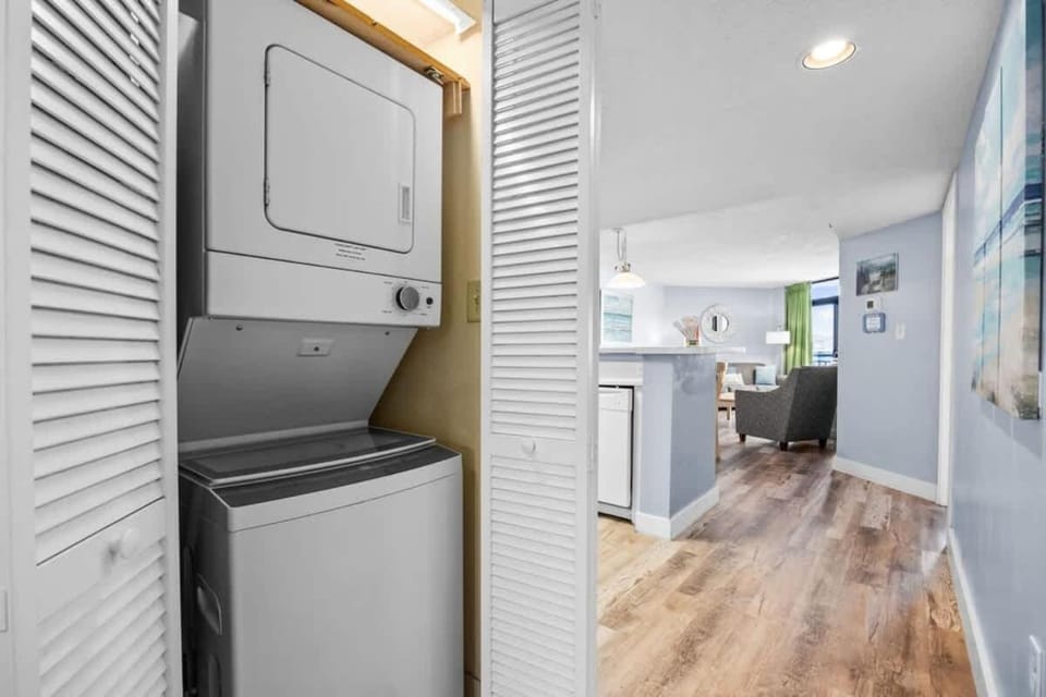 *UPdated Family BEACH Escape*Pools, Hot Tubs*P143 House in Myrtle Beach