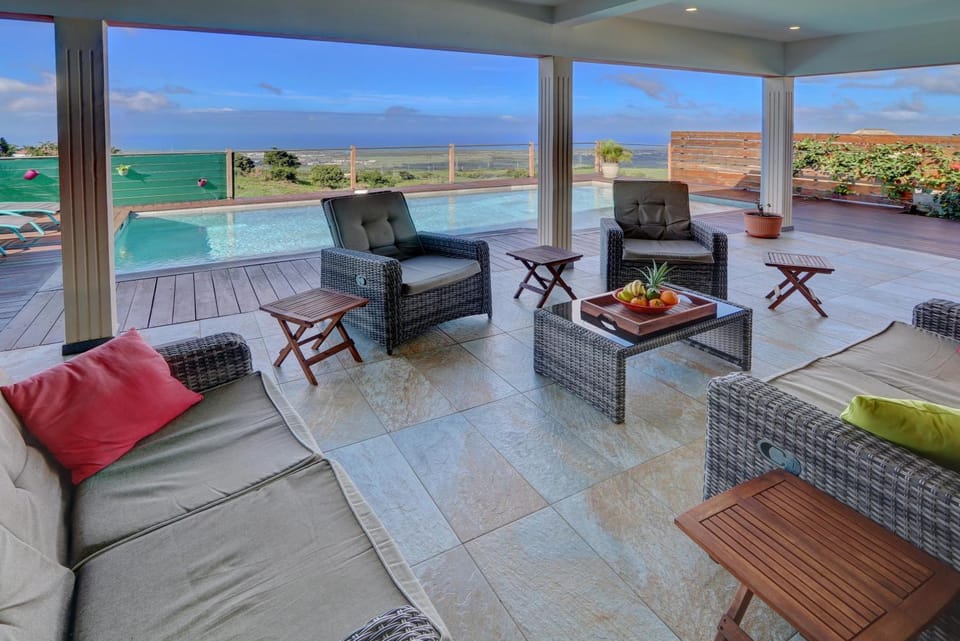 Patio, Balcony/Terrace, Sea view, Swimming pool