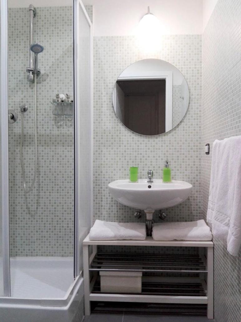 Domus Crescenzio - Guest House Bed and Breakfast in Rome