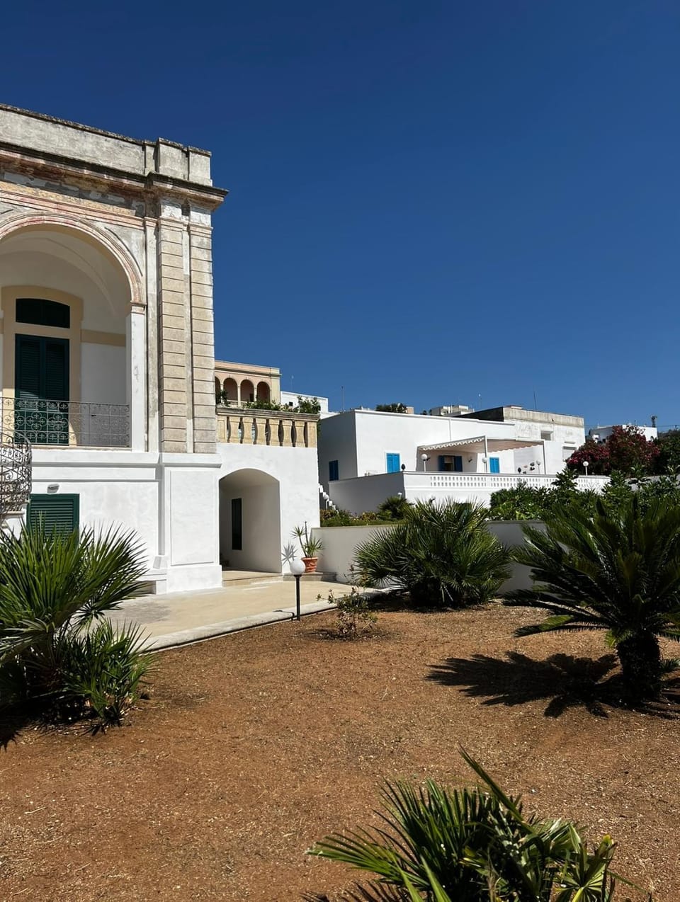 Property building, Garden, Garden view