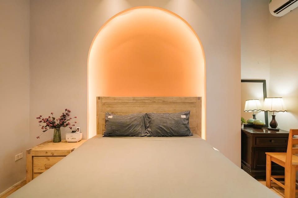 HiHome Old Quarter 3BR 1min TaHien Beer Street House in Hanoi