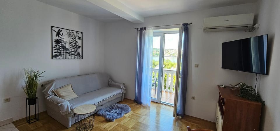 Villa Tiha Sea beach apartments Apartment in Primorje-Gorski Kotar County