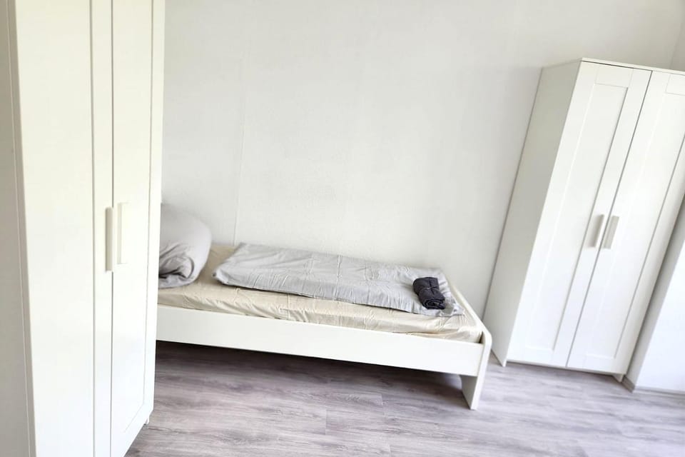 Bed, Photo of the whole room, Bedroom, wardrobe