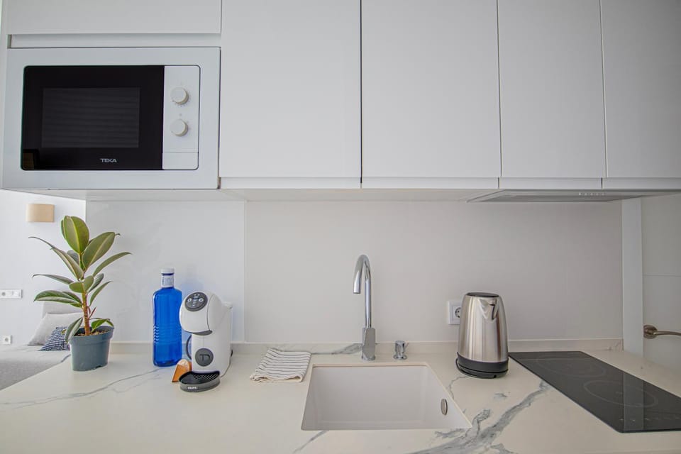 Coffee/tea facilities, Kitchen or kitchenette, minibar