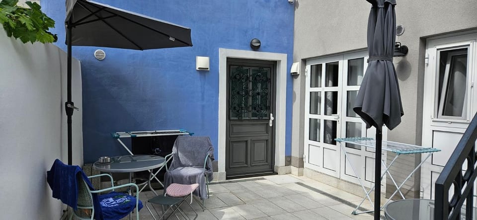 Property building, Patio