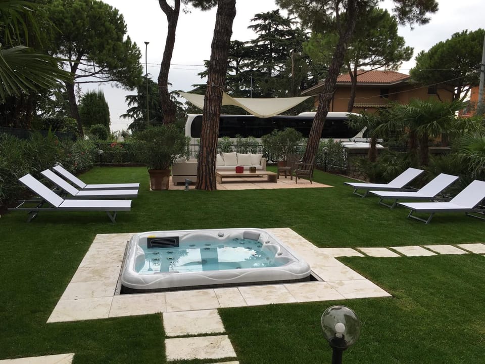 Provenzale Apartment in Desenzano del Garda