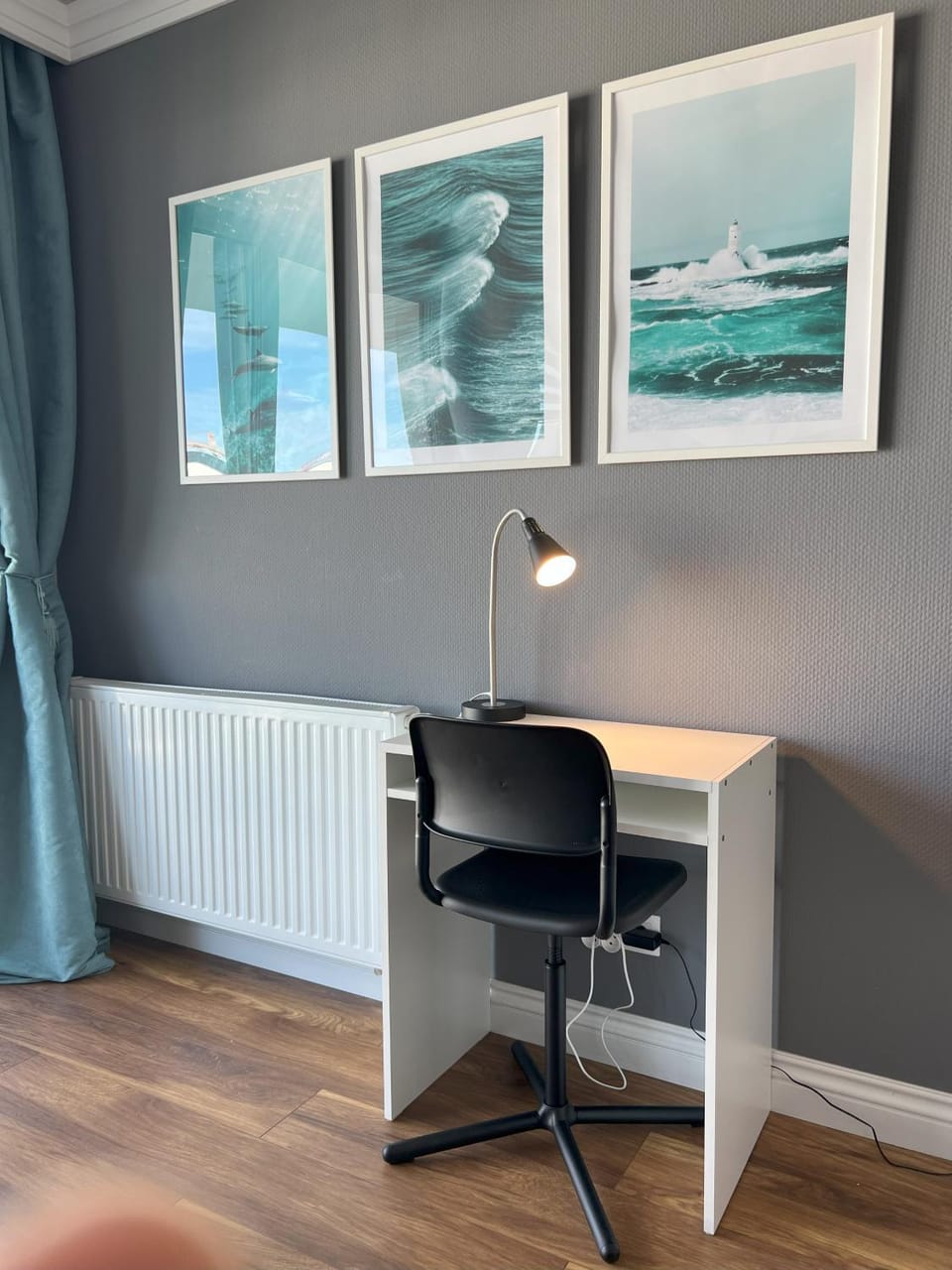 Living room, hair dresser