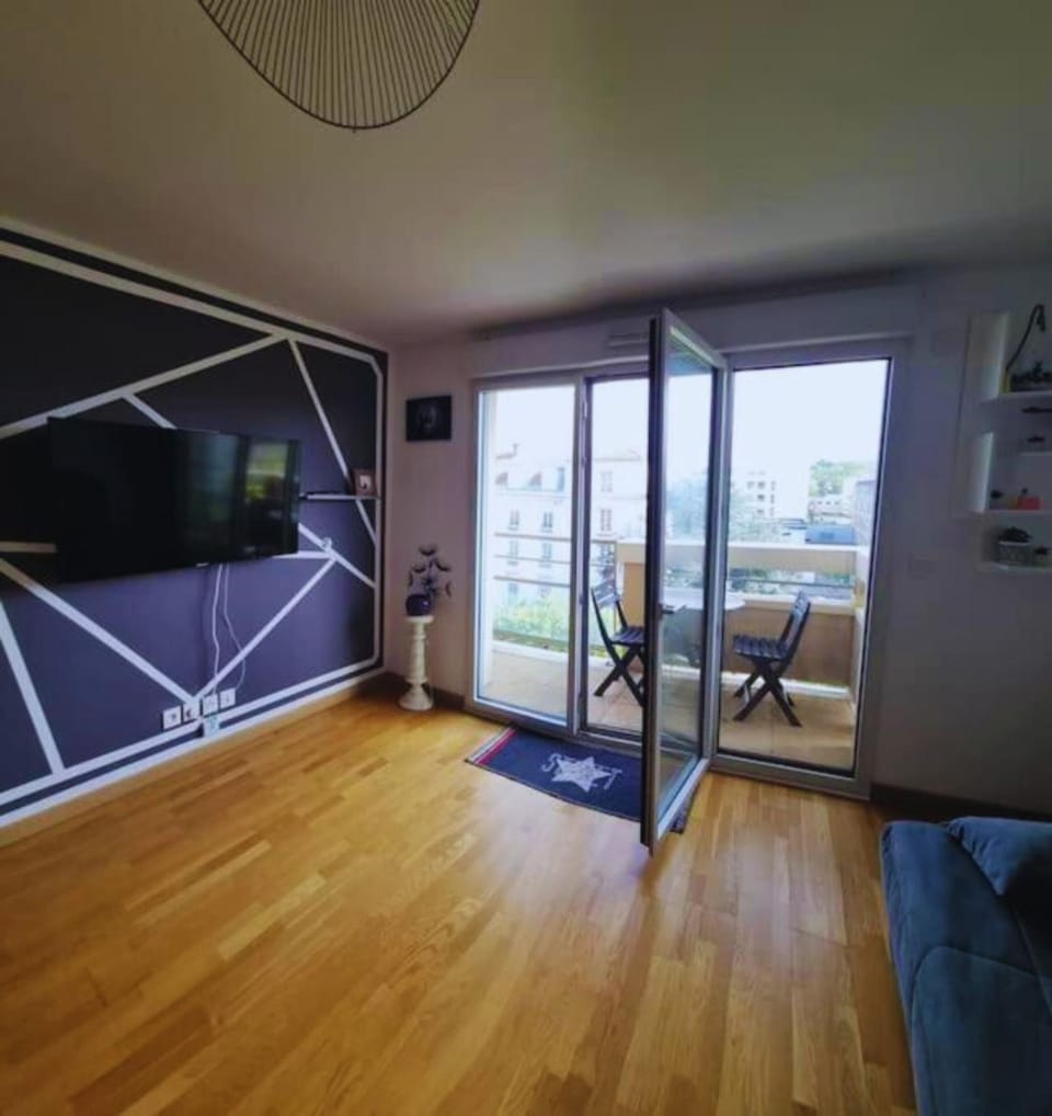 TV and multimedia, View (from property/room), Balcony/Terrace
