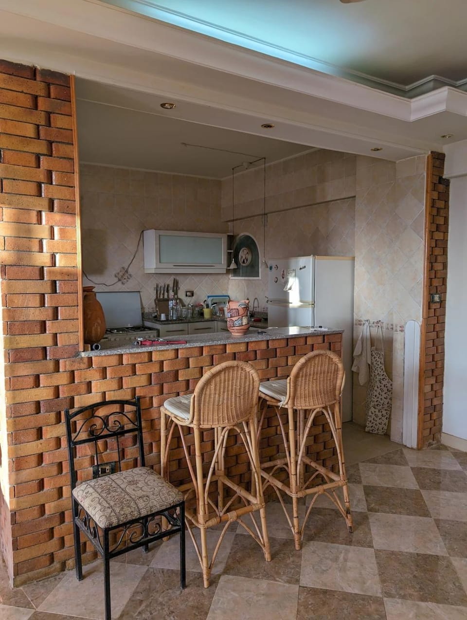 Kitchen or kitchenette, Seating area, minibar