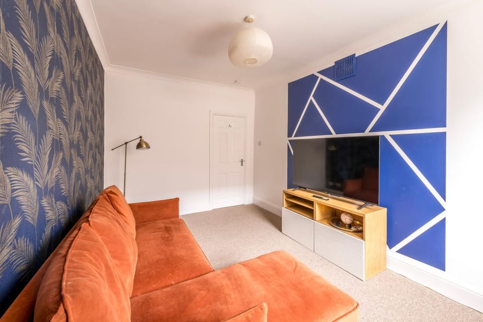 Property building, Communal lounge/ TV room, TV and multimedia, Living room