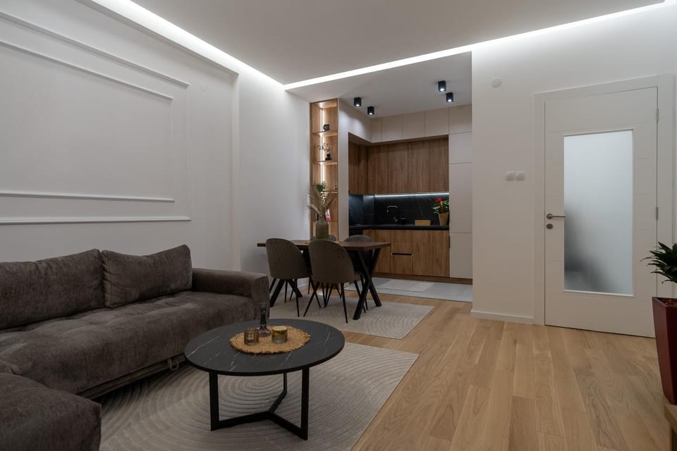 Communal lounge/ TV room, TV and multimedia, Living room, Seating area