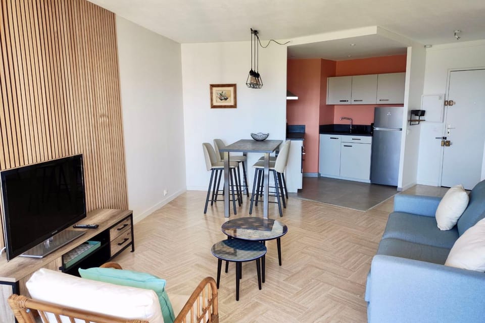 46 m love nest with shared pool Apartment in Mandelieu-La Napoule
