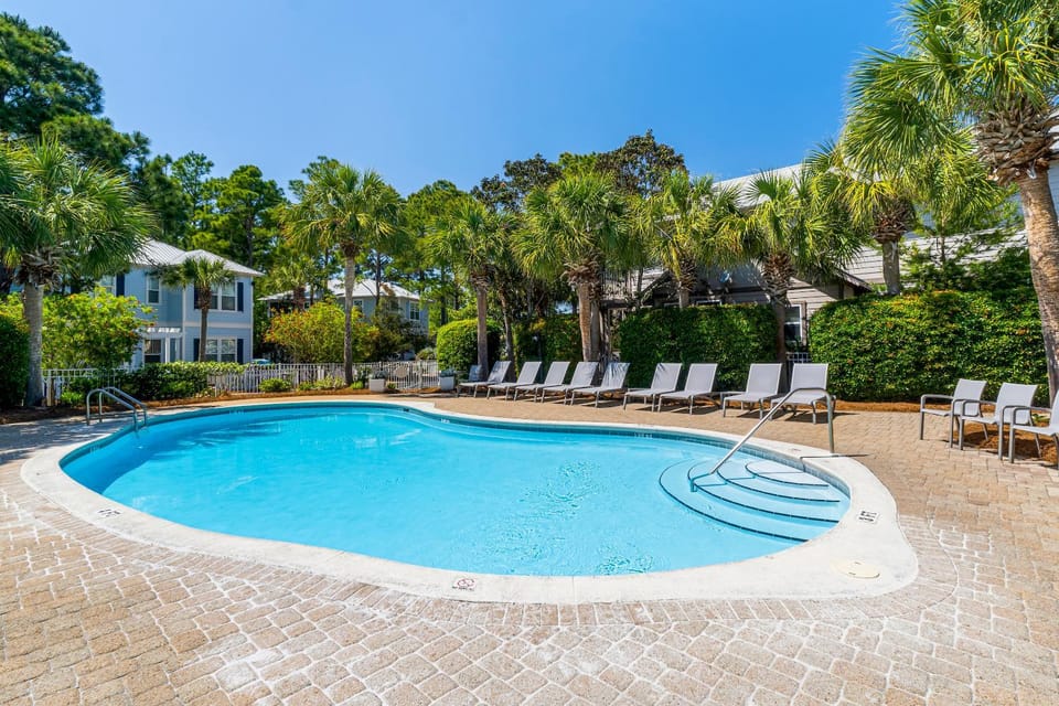 Natural landscape, Balcony/Terrace, Garden view, Pool view, Swimming pool, sunbed