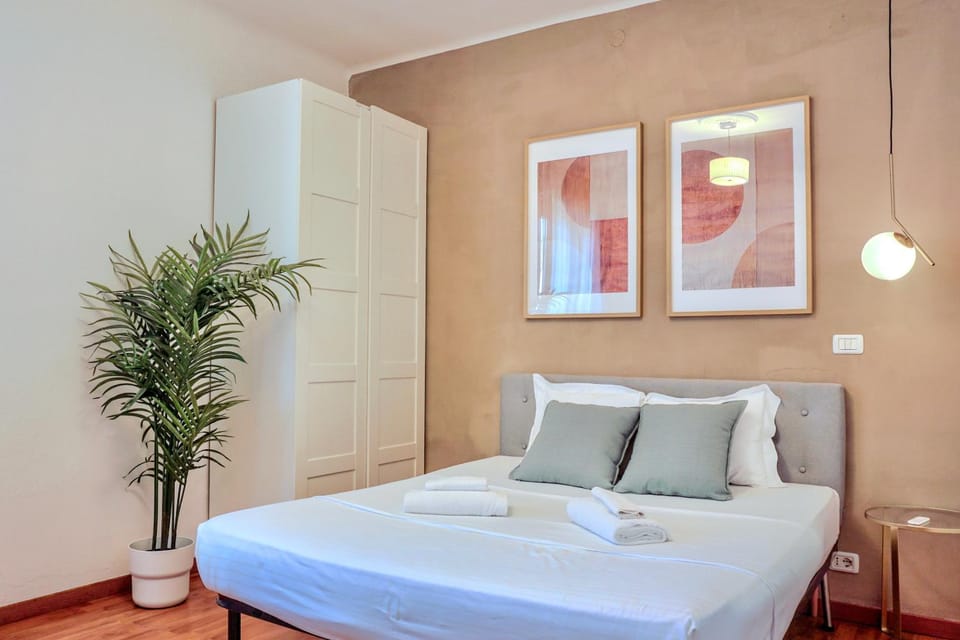 Bed, Photo of the whole room, Bedroom, towels, wardrobe